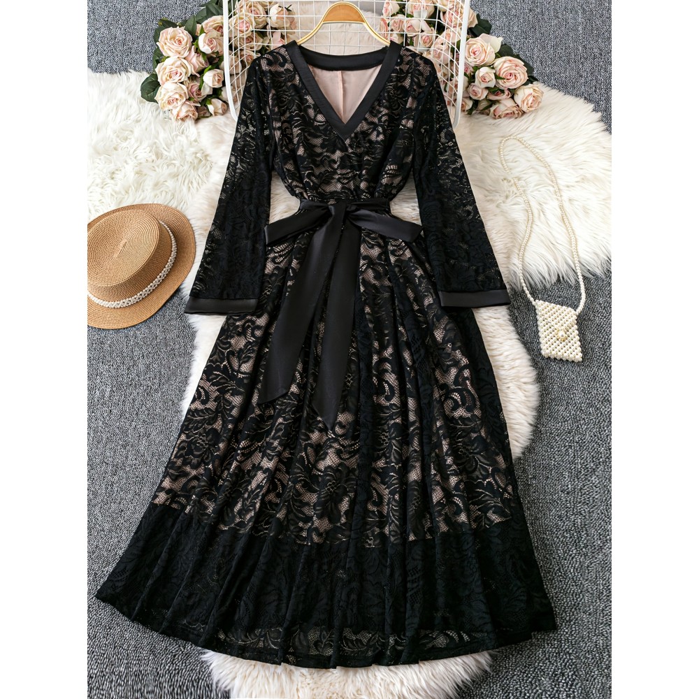 Stylish Long Sleeve Solid Color Contrast Lace Plus Size Women's Dress